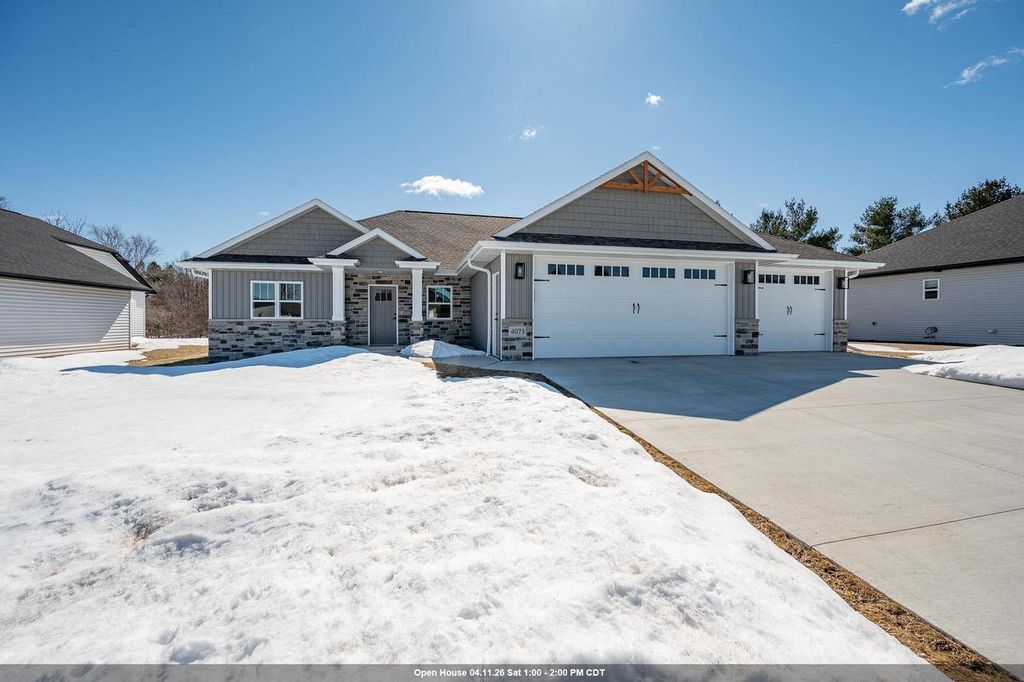 4073 BRUSSELS WAY, Green Bay, WI 54313