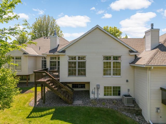 16270 Crystal Hills Drive, Lakeville, MN 55044