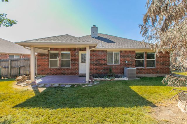 6717 Dream Dust Drive, North Richland Hills, TX 76180
