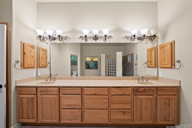 14041 Iron Horse, Helotes, TX 78023