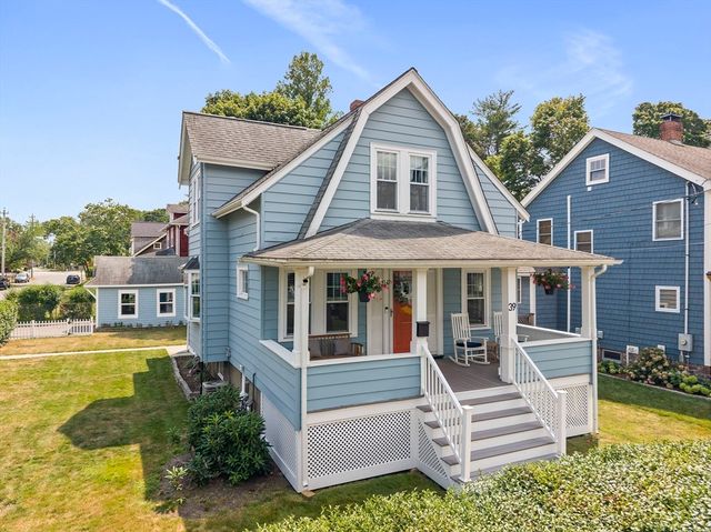 39 Holmes St, Braintree, MA 02184
