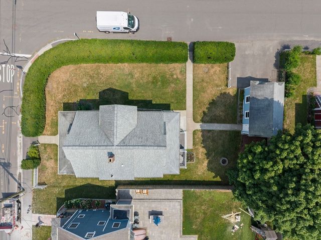 39 Holmes St, Braintree, MA 02184