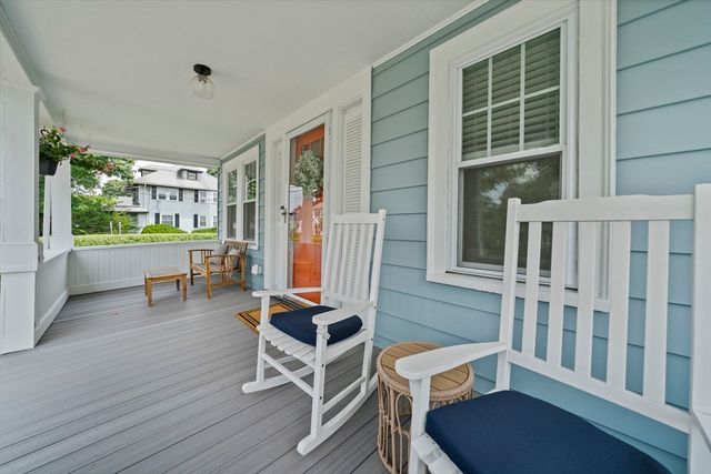 39 Holmes St, Braintree, MA 02184