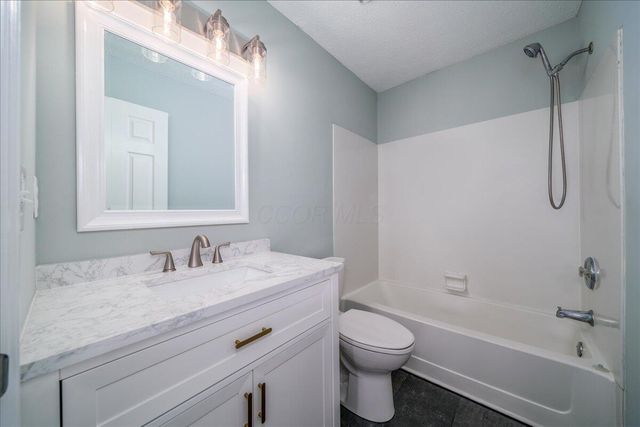 199 Spicewood Lane, Powell, OH 43065