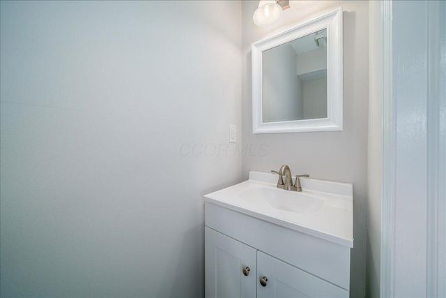 199 Spicewood Lane, Powell, OH 43065