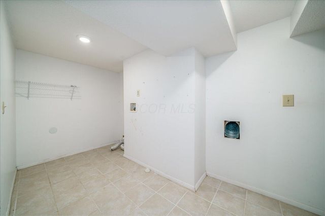 199 Spicewood Lane, Powell, OH 43065