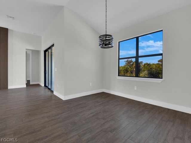 3025 NW 41st PL, Cape Coral, FL 33993