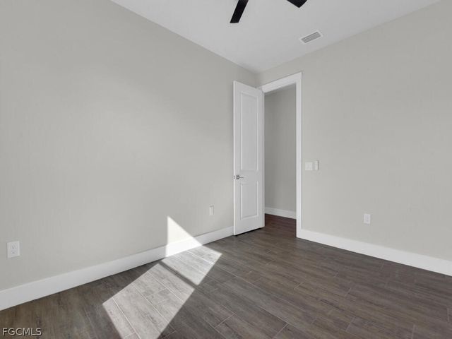 3025 NW 41st PL, Cape Coral, FL 33993