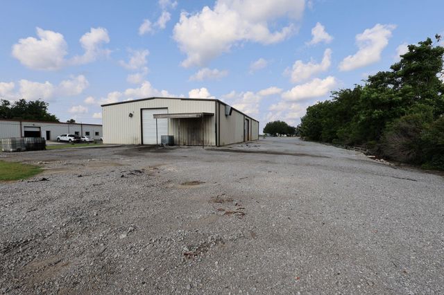 17911 Highway 3235, Galliano, LA 70345