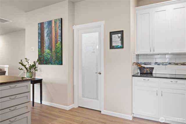 175 Shoreview Drive, Kelso, WA 98626