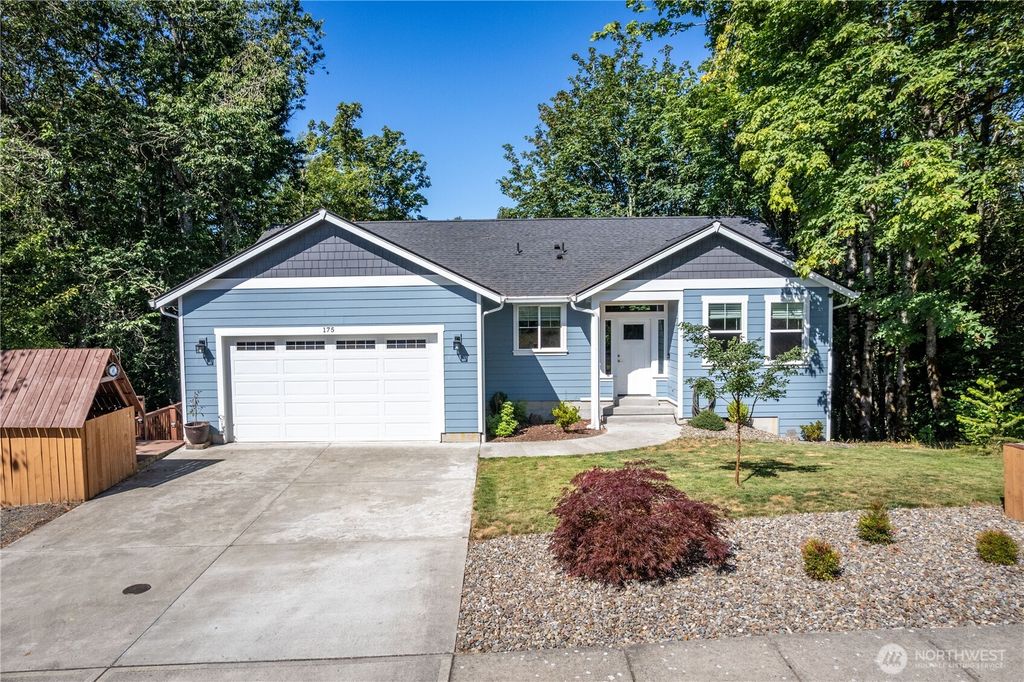 175 Shoreview Drive, Kelso, WA 98626