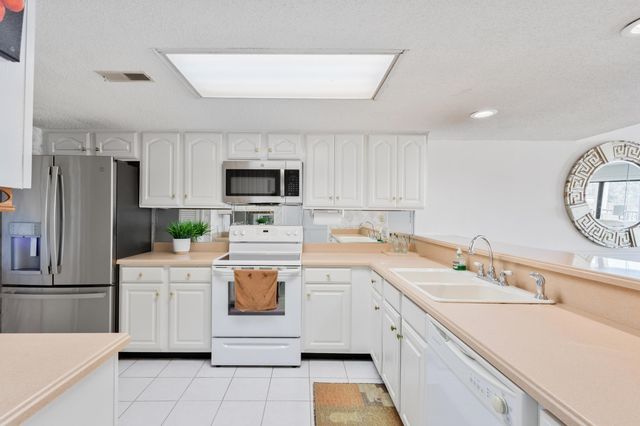 4390 Bimini Ct. Unit 207-C, Little River, SC 29566