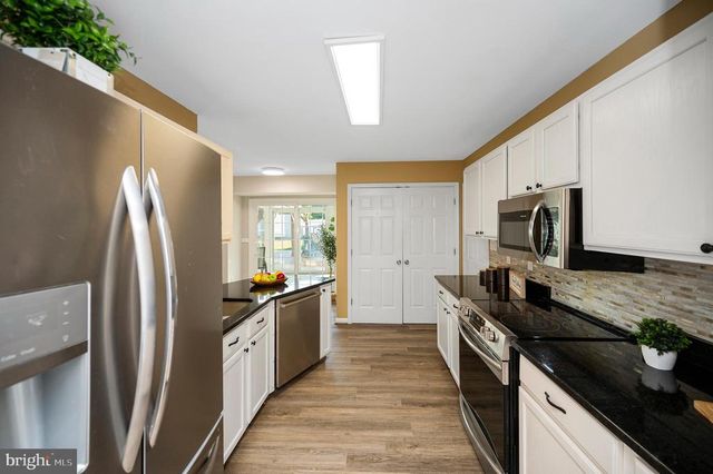 9804 ELM ST, Fredericksburg, VA 22407