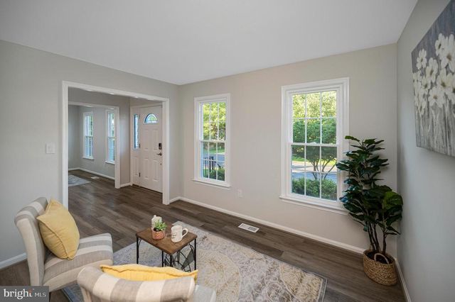 9804 ELM ST, Fredericksburg, VA 22407