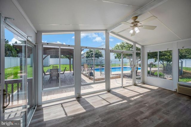 9804 ELM ST, Fredericksburg, VA 22407