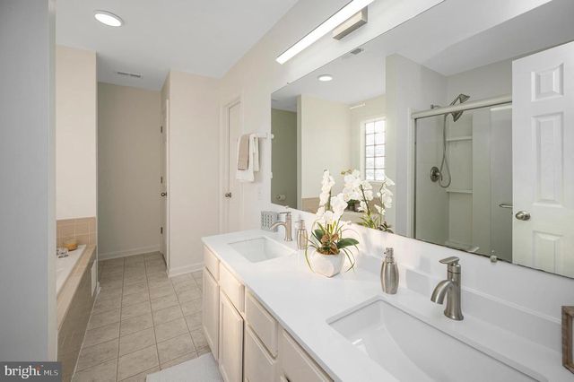 9804 ELM ST, Fredericksburg, VA 22407