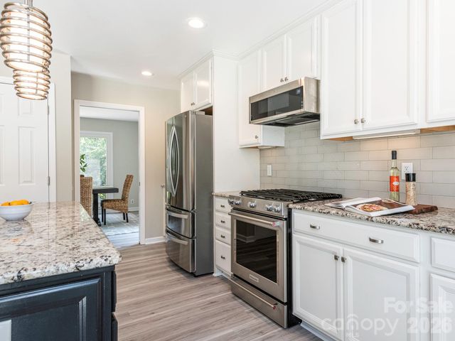 1941 Dugan Drive, Charlotte, NC 28270