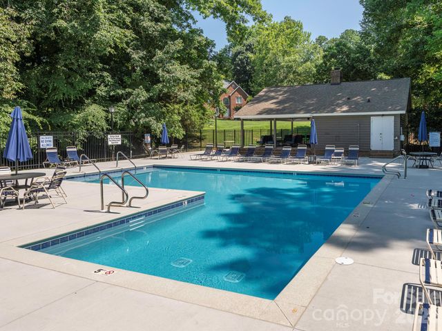 1941 Dugan Drive, Charlotte, NC 28270