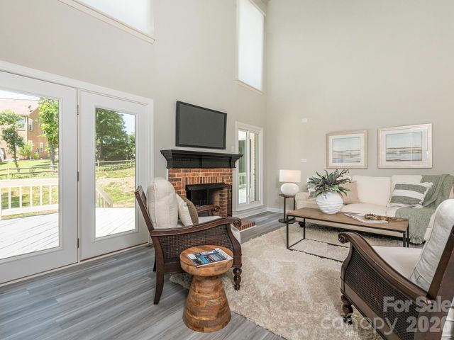 1941 Dugan Drive, Charlotte, NC 28270