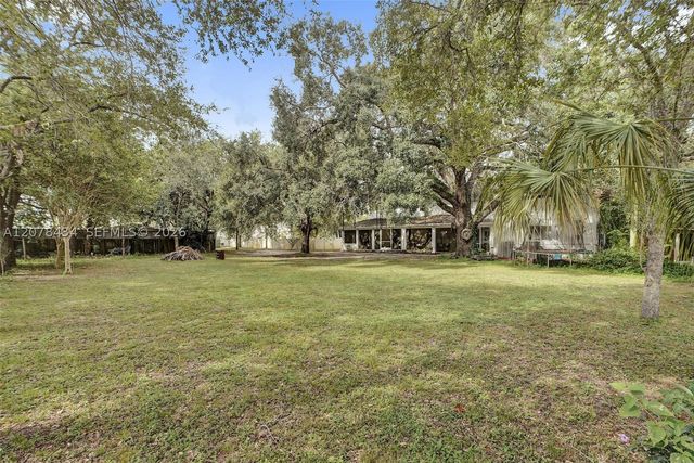 0 171 st, North Miami Beach, FL 33162