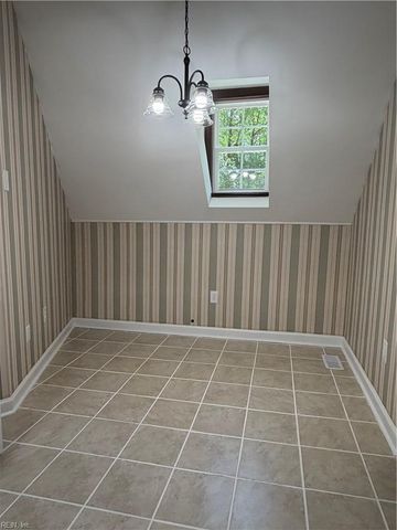 6824 Mill Creek DR, Zuni, VA 23898