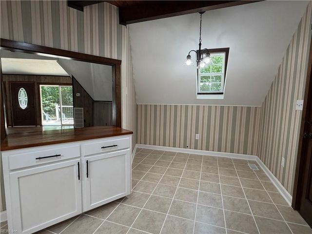 6824 Mill Creek DR, Zuni, VA 23898