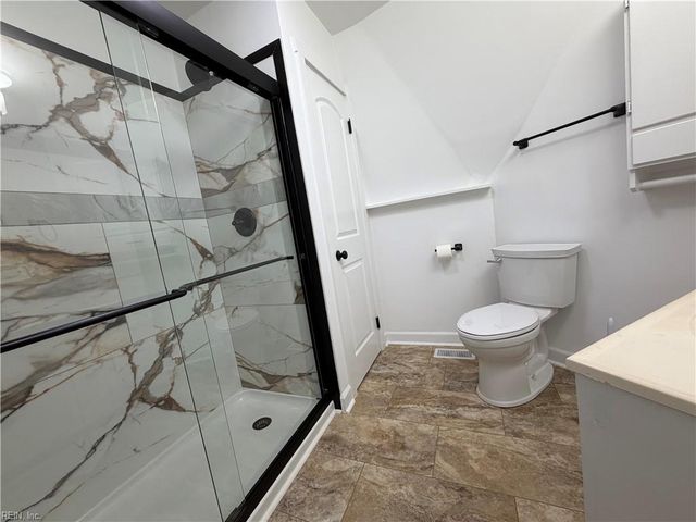 6824 Mill Creek DR, Zuni, VA 23898