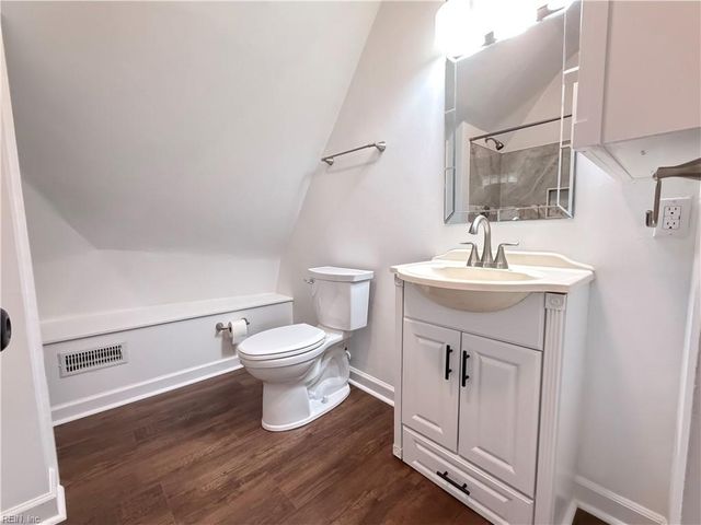 6824 Mill Creek DR, Zuni, VA 23898
