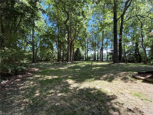 6824 Mill Creek DR, Zuni, VA 23898