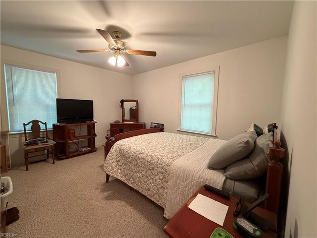 6824 Mill Creek DR, Zuni, VA 23898