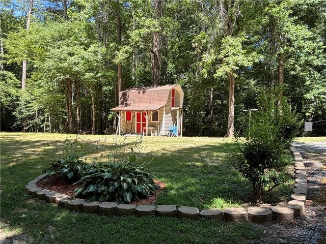 6824 Mill Creek DR, Zuni, VA 23898
