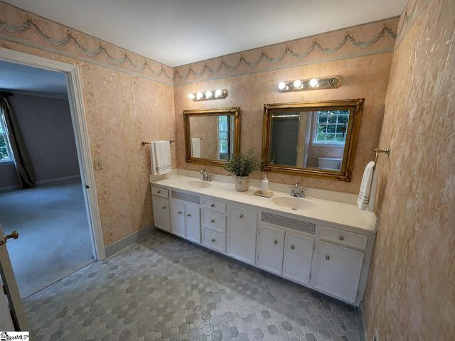 213 Old Town Way, Simpsonville, SC 29681