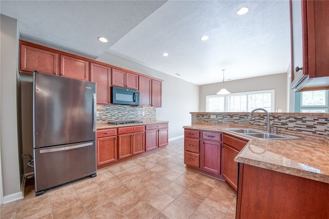 252 Estates Dr, Richland, PA 15044