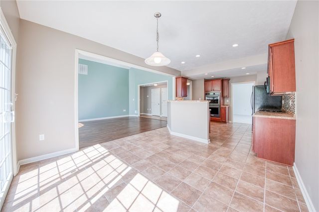 252 Estates Dr, Richland, PA 15044