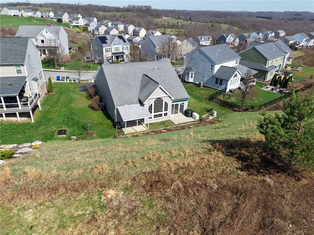 252 Estates Dr, Richland, PA 15044