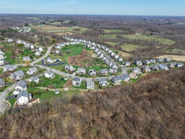 252 Estates Dr, Richland, PA 15044