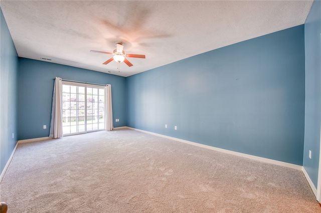 252 Estates Dr, Richland, PA 15044