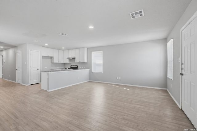 8110 Serro Medina, San Antonio, TX 78252