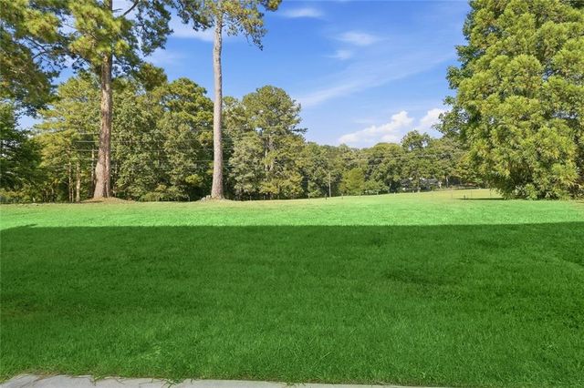 7505 Bowhead Court, Fairburn, GA 30213