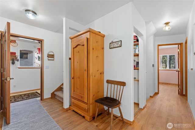 241 Chickadee Mountain Lane, Chelan, WA 98816