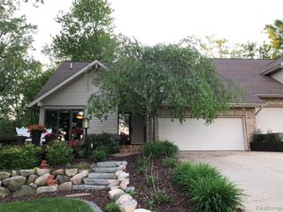 1130 E Main Street, Flushing, MI 48433