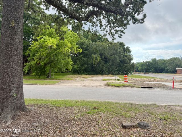 2200 23rd Avenue, Gulfport, MS 39501