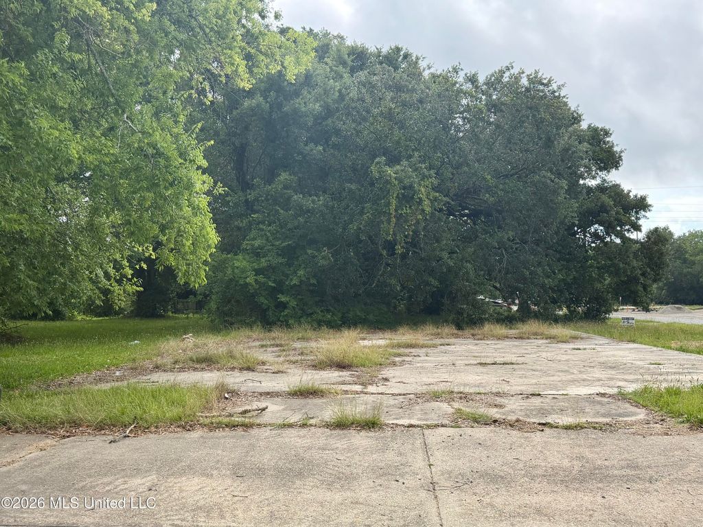 2200 23rd Avenue, Gulfport, MS 39501