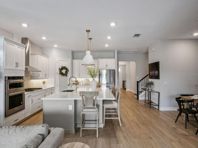 16132 VOLTERRA POINT, Montverde, FL 34756