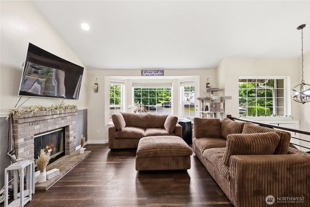 12003 141st Street Ct E, Puyallup, WA 98374