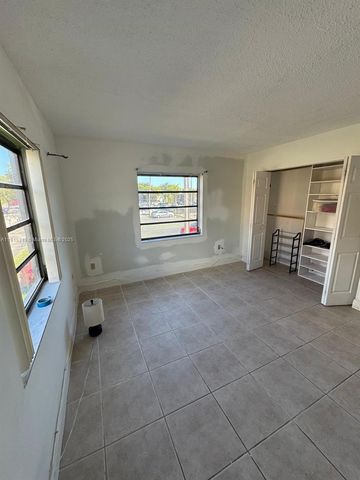 10431 N Kendall Dr D204, Miami, FL 33176