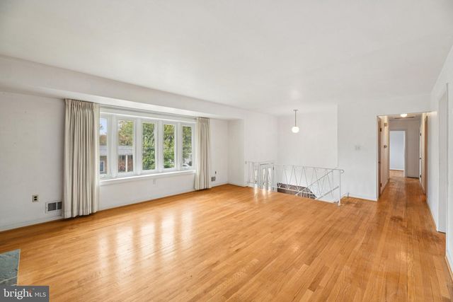 4612 WESTRIDGE PL, Temple Hills, MD 20748