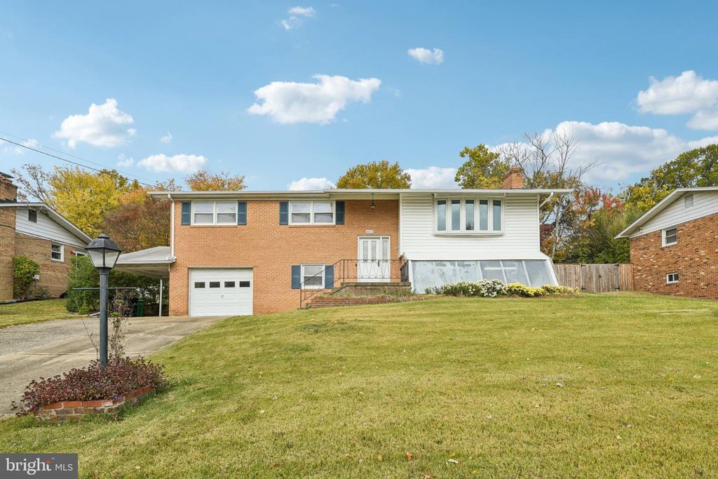 4612 WESTRIDGE PL, Temple Hills, MD 20748