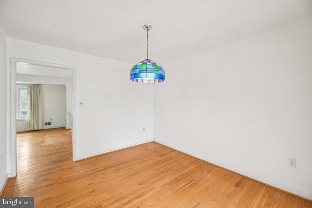 Image 11 of property listing at 4612 WESTRIDGE PL, Temple Hills, MD 20748