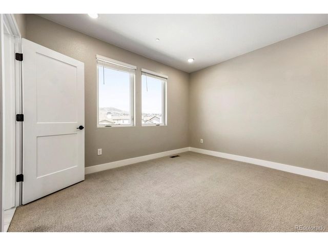 15558 W Washburn Ave, Lakewood, CO 80228